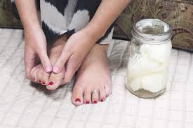 coconut oil on cracked feet